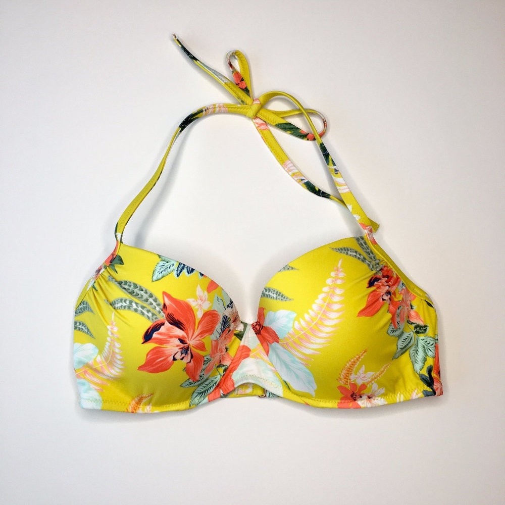 Shade & Shore | NWOT Yellow Floral Bikini Top B1